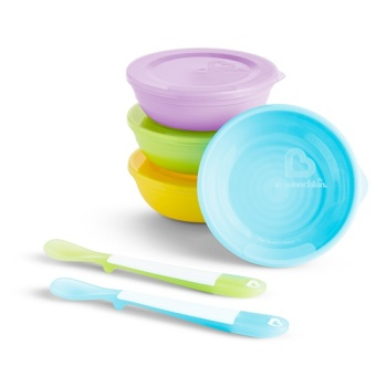 MUNCHKIN Set farebných misiek s viečkami a lyžičkami 10 kusov (Detské jedálenské súpravy) - Cestovné, Stolný