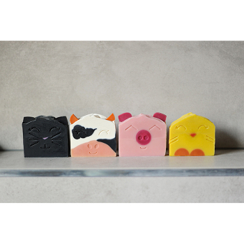 ALMARA SOAP My happy pig 100 ± 5 g (Mydlá a sprchové gély) - Čistiace, Penivé - obrázok 2/3