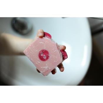 ALMARA SOAP My happy pig 100 ± 5 g (Mydlá a sprchové gély) - Čistiace, Penivé - obrázok 3/3