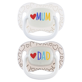 CANPOL BABIES Mum&Dad cumlík svietiaci silikónový symetrický 0-6m 2kusy (Cumlíky pre deti 0 - 6 mesiacov) - Upokojujúci, Omývateľný