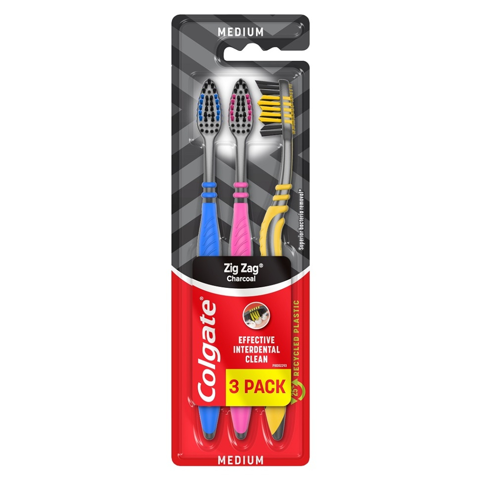E-shop COLGATE Zubná kefka ZIG ZAG Charcoal Medium 3 ks