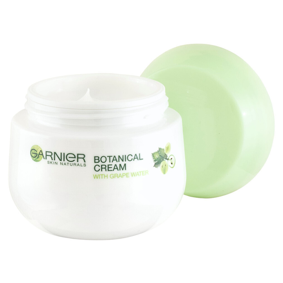 E-shop GARNIER Skin Naturals Botanical Krém s výťažkami z hrozna 50 ml