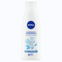NIVEA Osviežujúce čistiace pleťové mlieko 200 ml