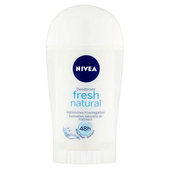 NIVEA Tuhý dezodorant Fresh Natural 40 ml