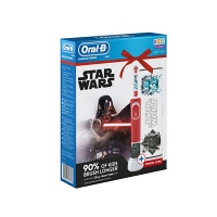 ORAL-B Vitality D100 Star Wars detská zubná kefka + cestovné púzdro